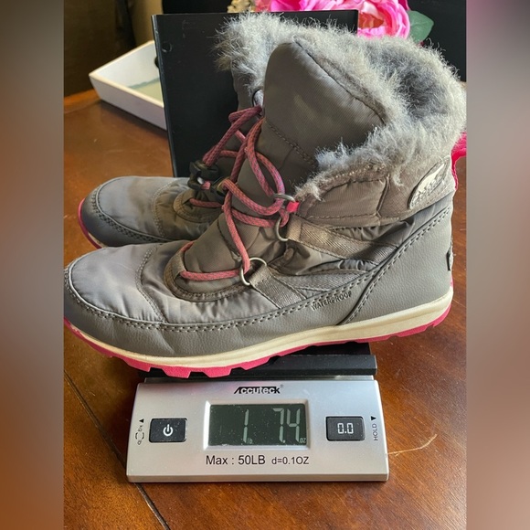 Sorel girls Whitney snow boots size 6 - Picture 8 of 8